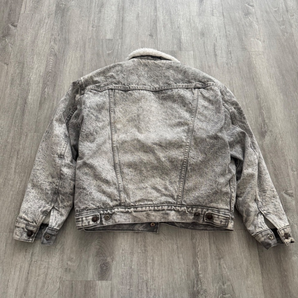 Levis Vintage Sherpa Lined Denim Trucker Jacket Grey Acid Wash Made in USA XL - Picture 7 of 8